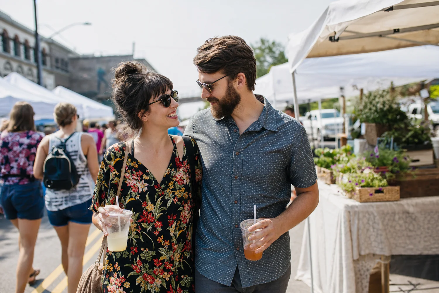 Daytime Street Fair Date date-night setting.